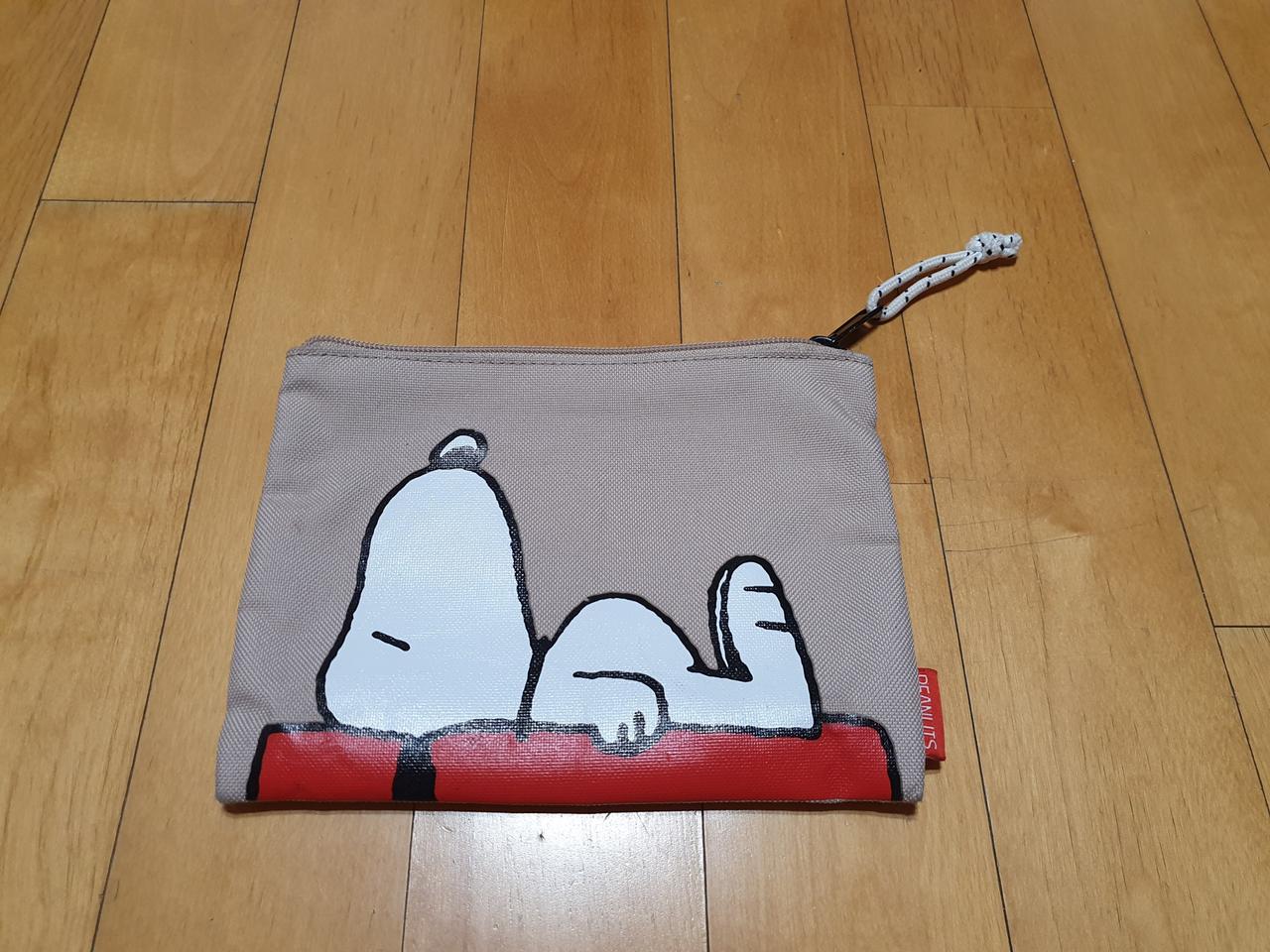 스누피 파우치