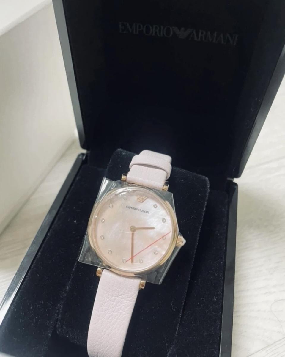 Emporio Armani 여성시계