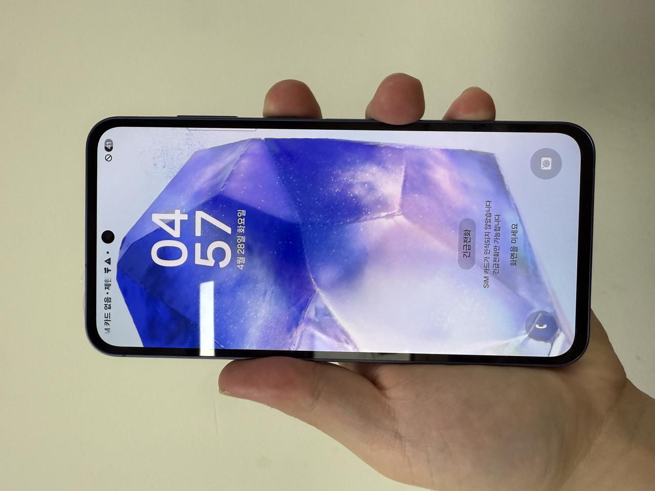 삼성 갤럭시퀀텀5 블랙 128G