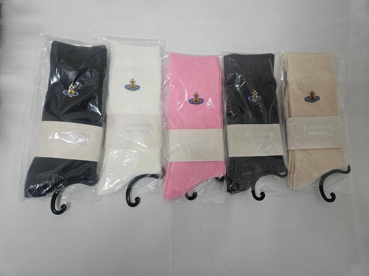 비비안웨스트우드 양말 잔골지 컬러 5가지 개당가격