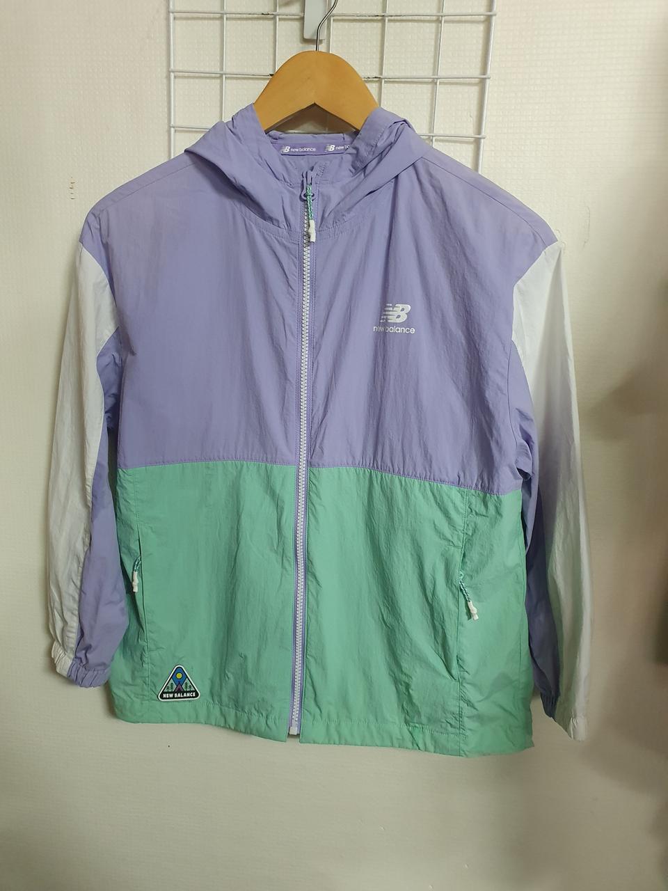 뉴발란스 키즈 우븐 스트레치 자켓 150 하계용