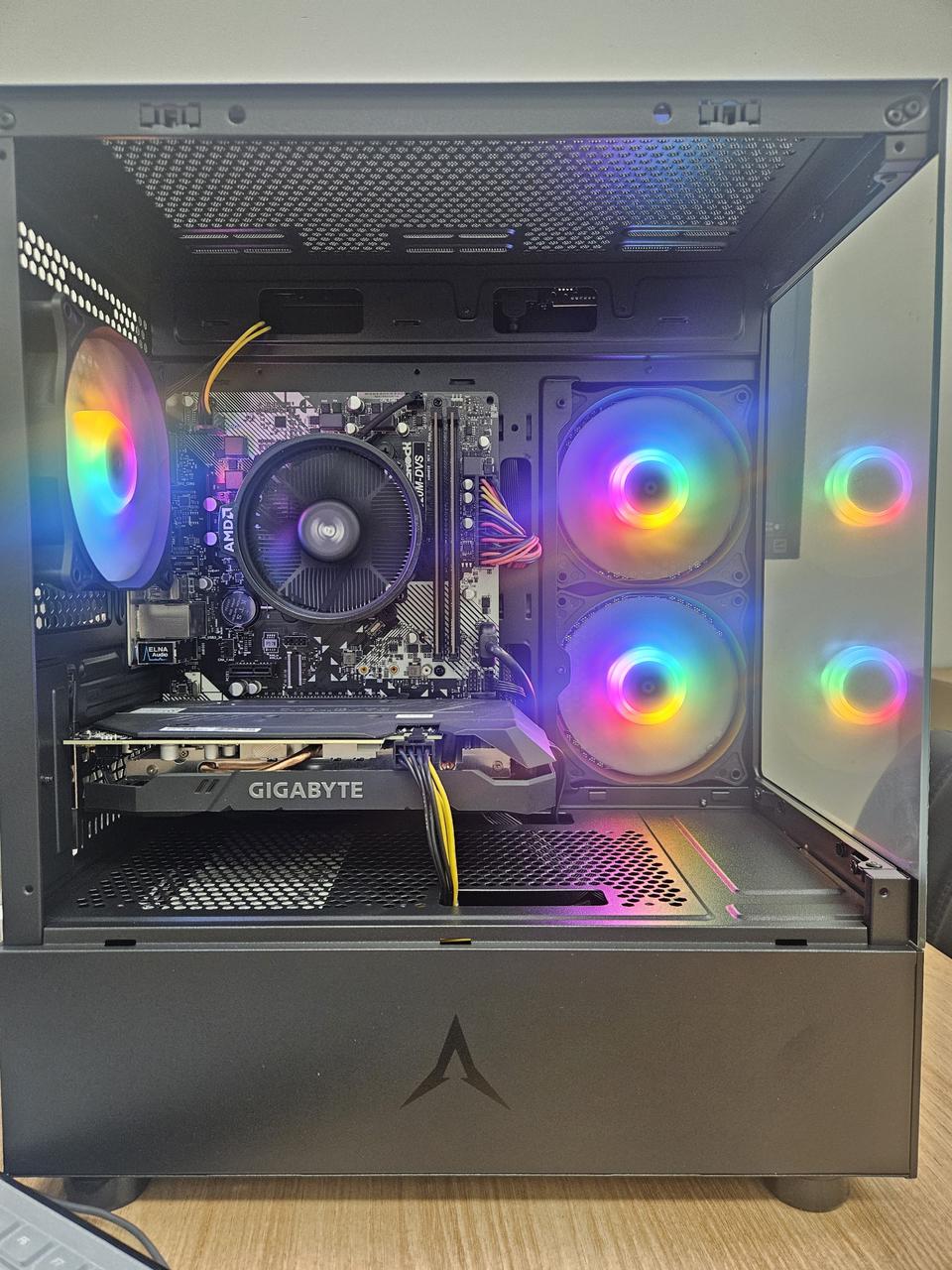 라이젠5 3600 GTX 1660슈퍼 데스크탑 팝니다