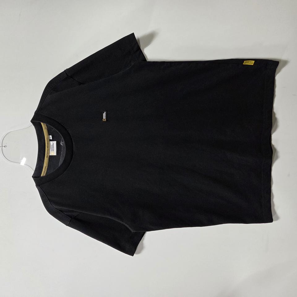 내셔널지오그래픽 블랙 스몰 로고 반팔티 M 26050409