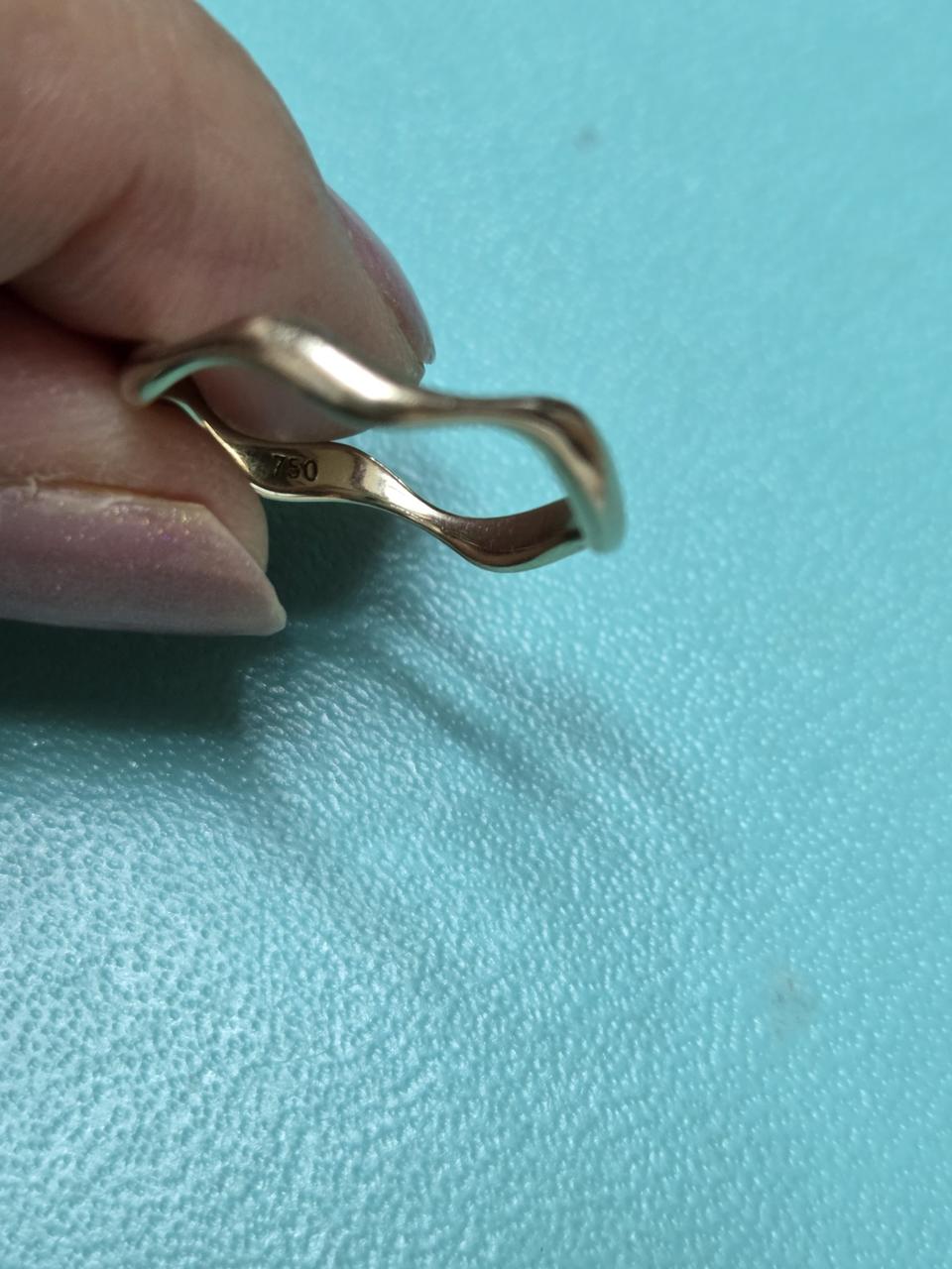 18k 리얼화이트 물결반지