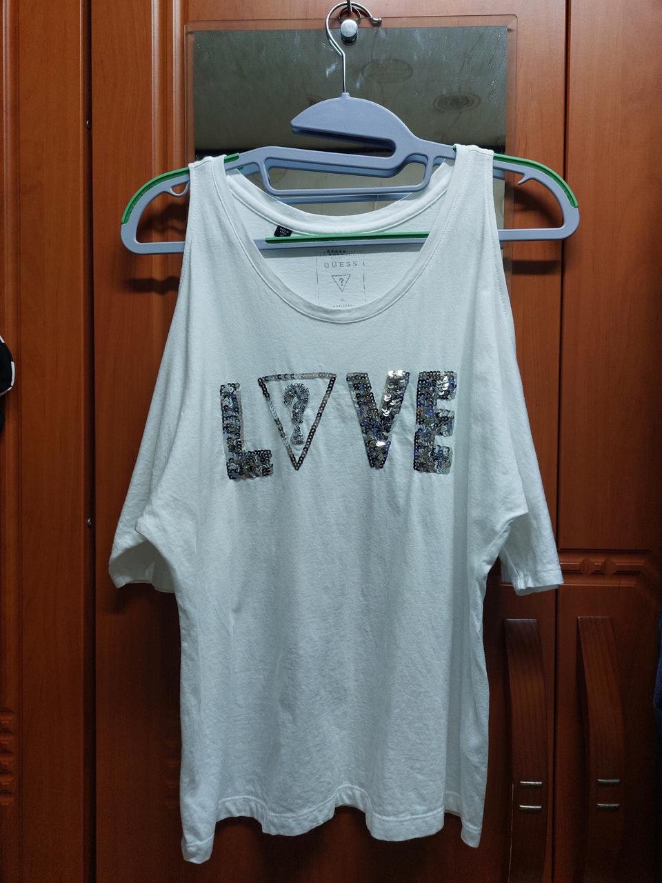 GUESS 화이트 "LOVE" 스팽글 컷아웃 티셔츠 XS