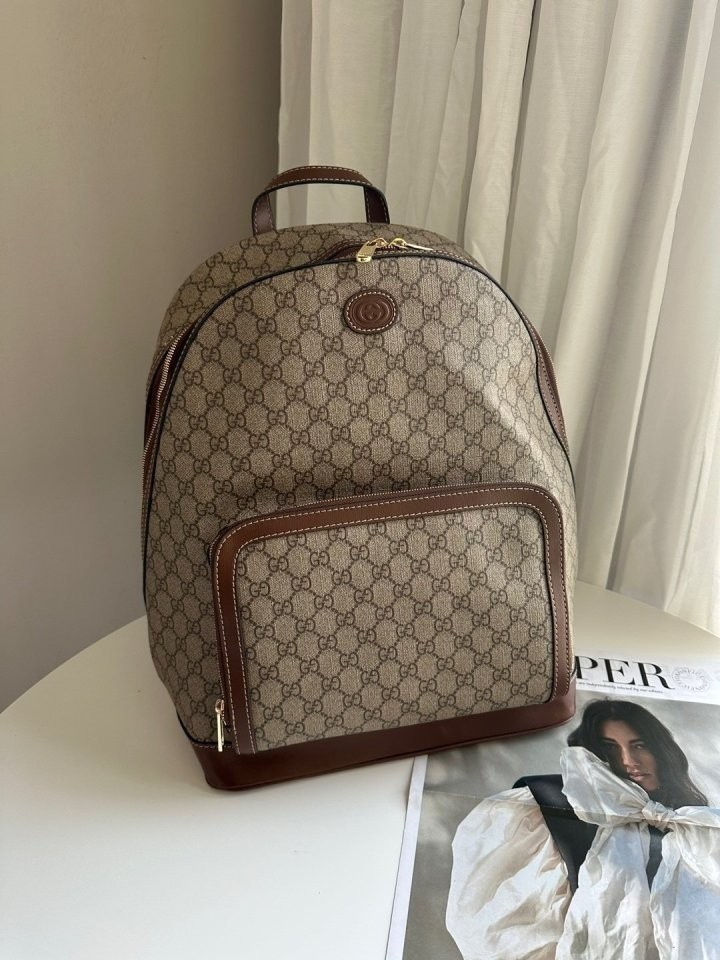 구찌 인터로킹 G 백팩