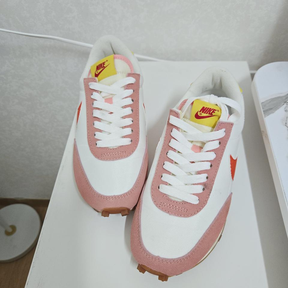 나이키 데이 브레이크 우먼 코랄오렌지