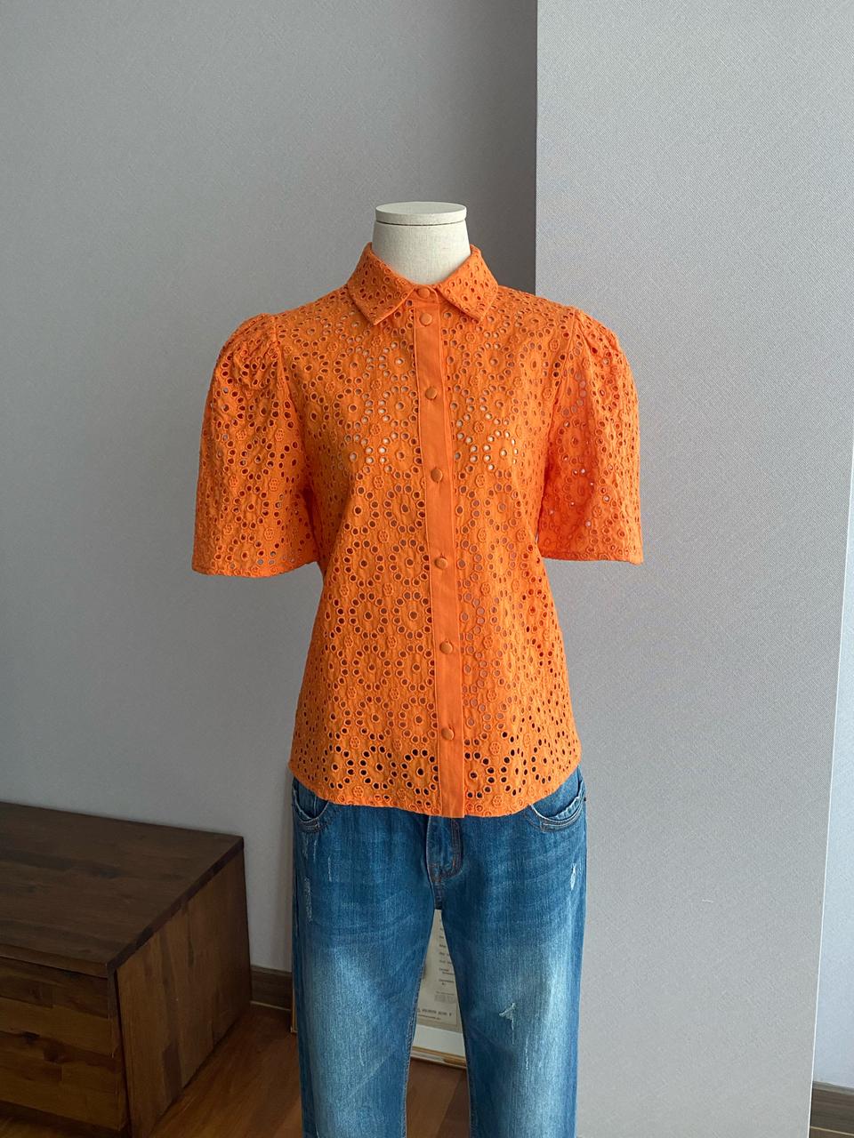 be Blumarine 블루마린 아일렛 반팔 셔츠블라우스(I.38)