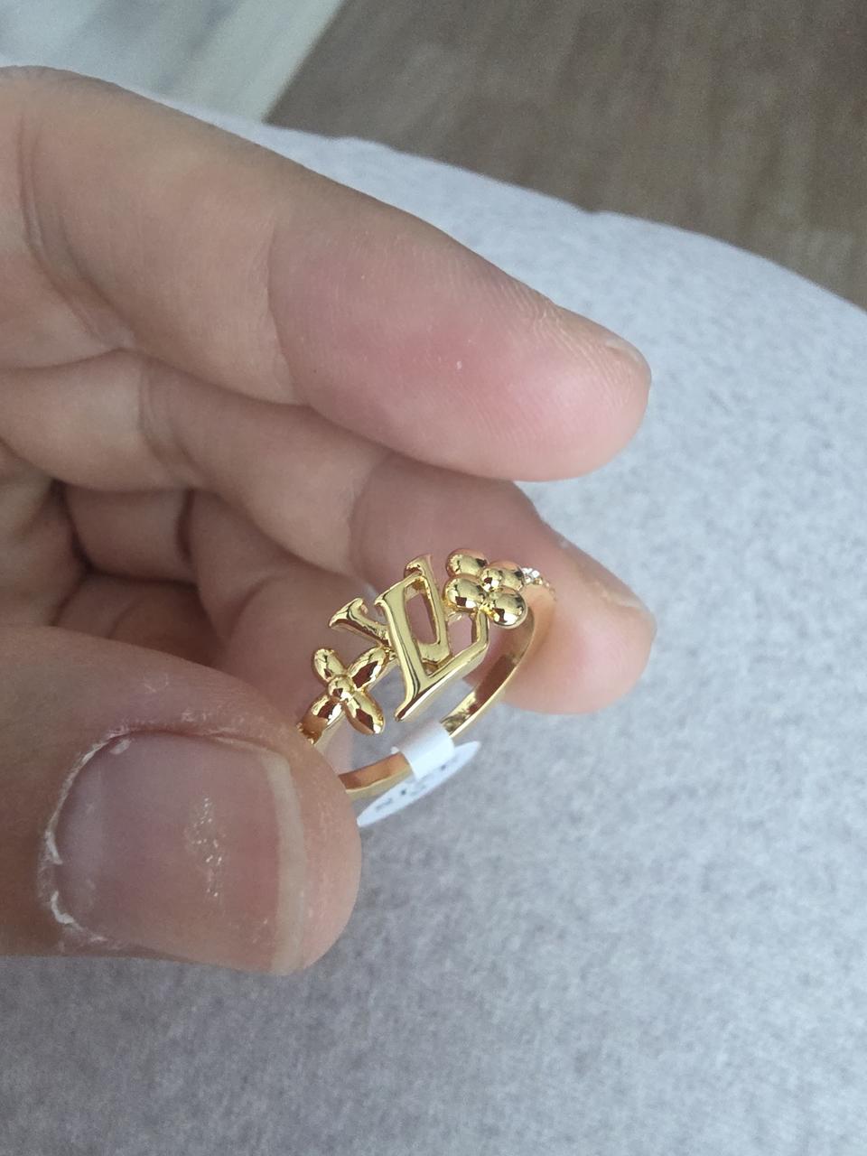 루이비통 꽃 큐빅반지 미귝9호