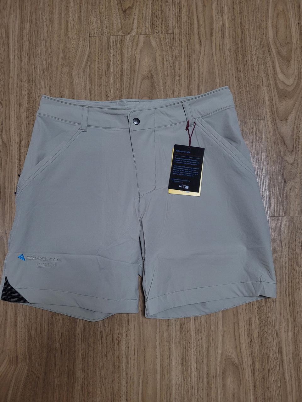 클라터뮤젠 바나디스3.0 반바지