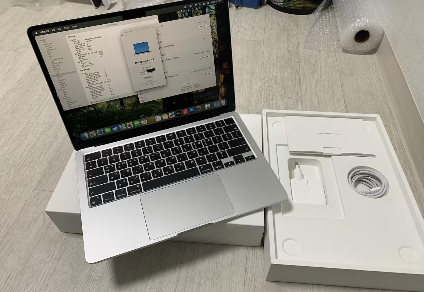 맥북에어 13인치 M3 16메모리 256GB 풀박스 S급 배터리100%