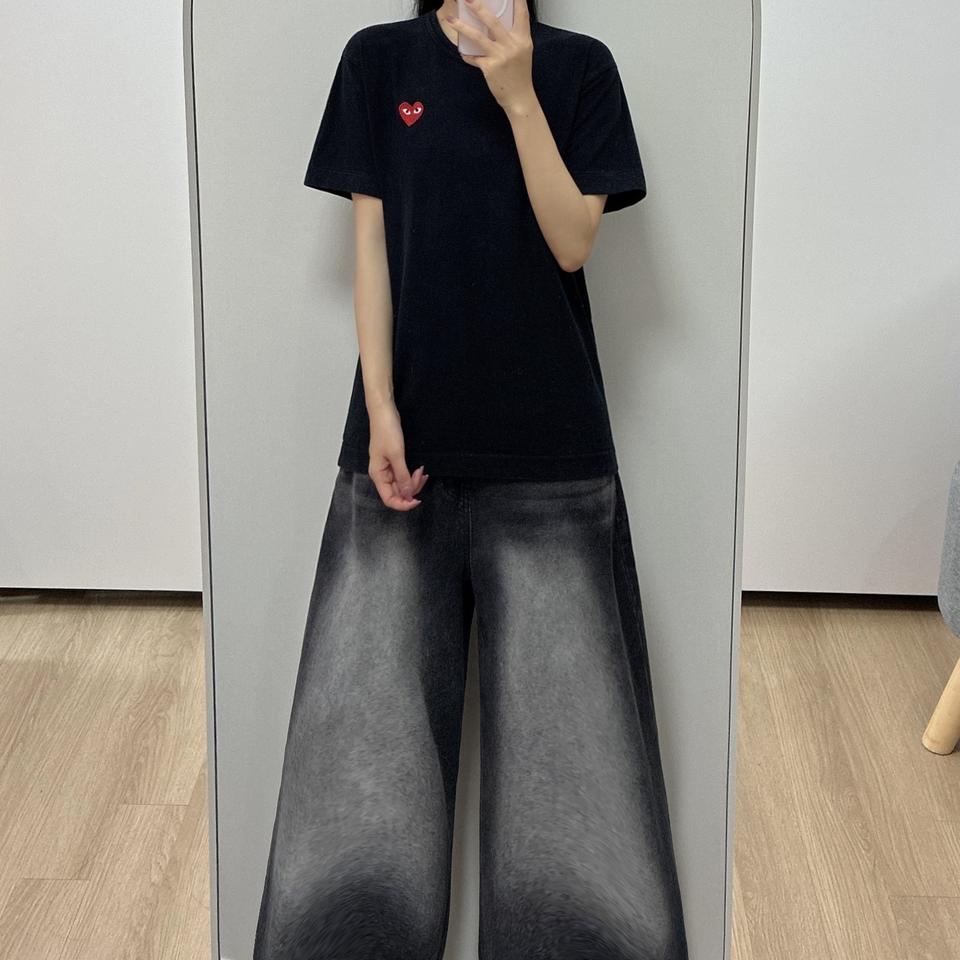꼼데가르송 플레이 레드 하트 블랙 티셔츠