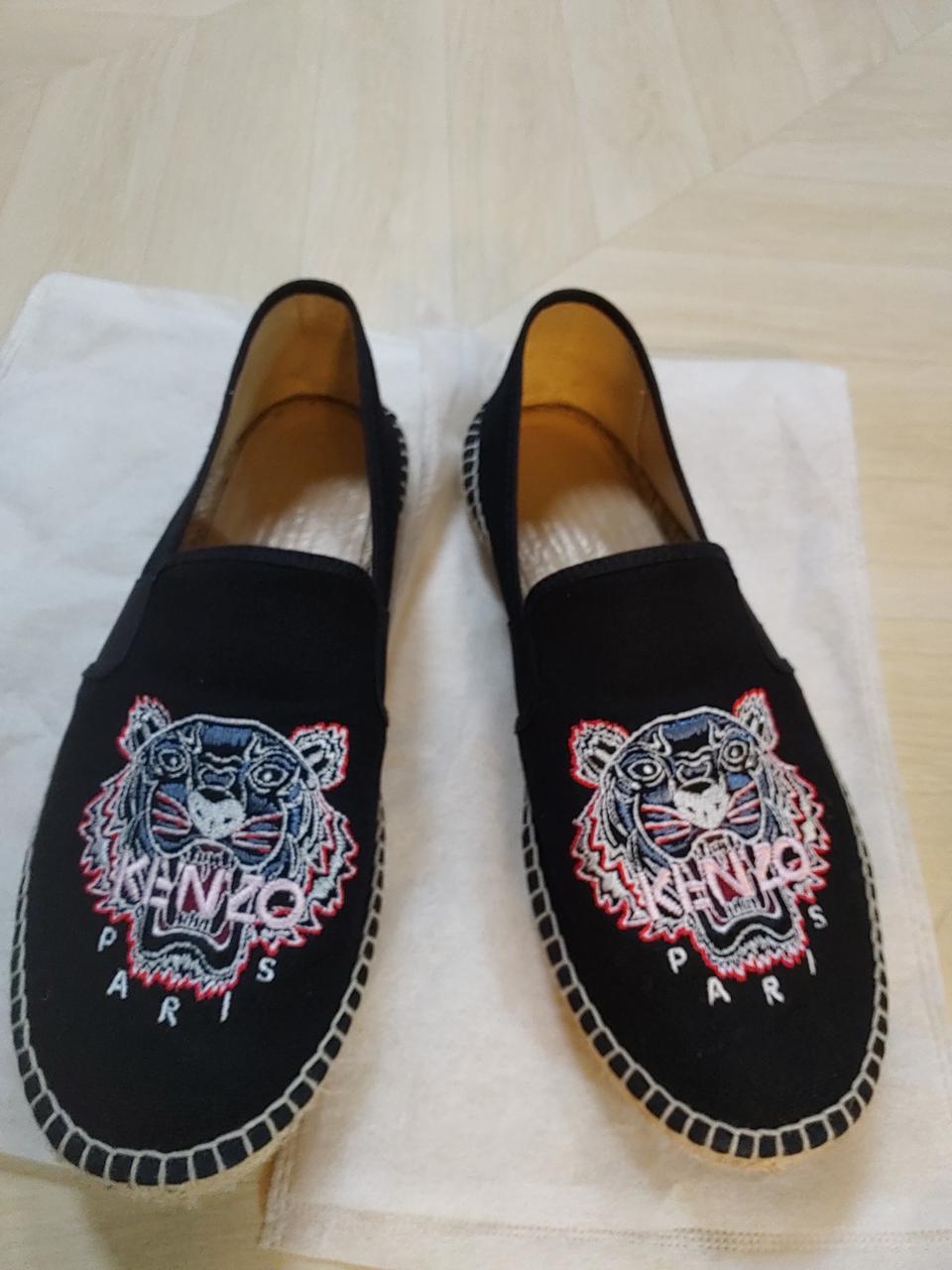 KENZO 블랙 에스파드류 슬립온 슈즈