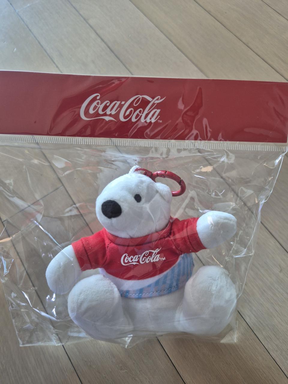 코카콜라 26 FIFA 월드컵 한정판 폴라베어 응원단 키링