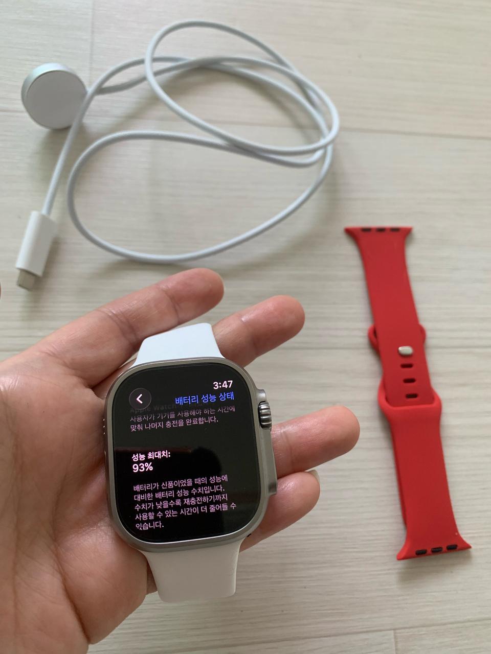 애플워치 울트라1세대 49mm 배터리93% 깔끔