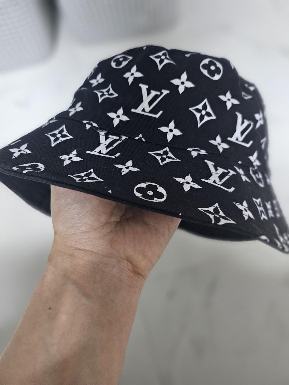 루이비통 리버시블 버킷햇