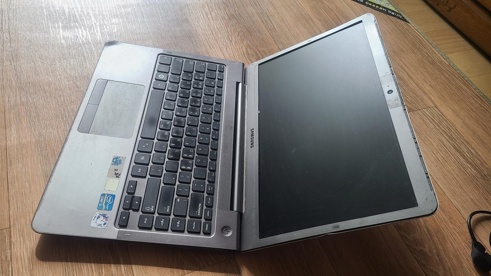 삼성 노트북 NT530U4B 부품용