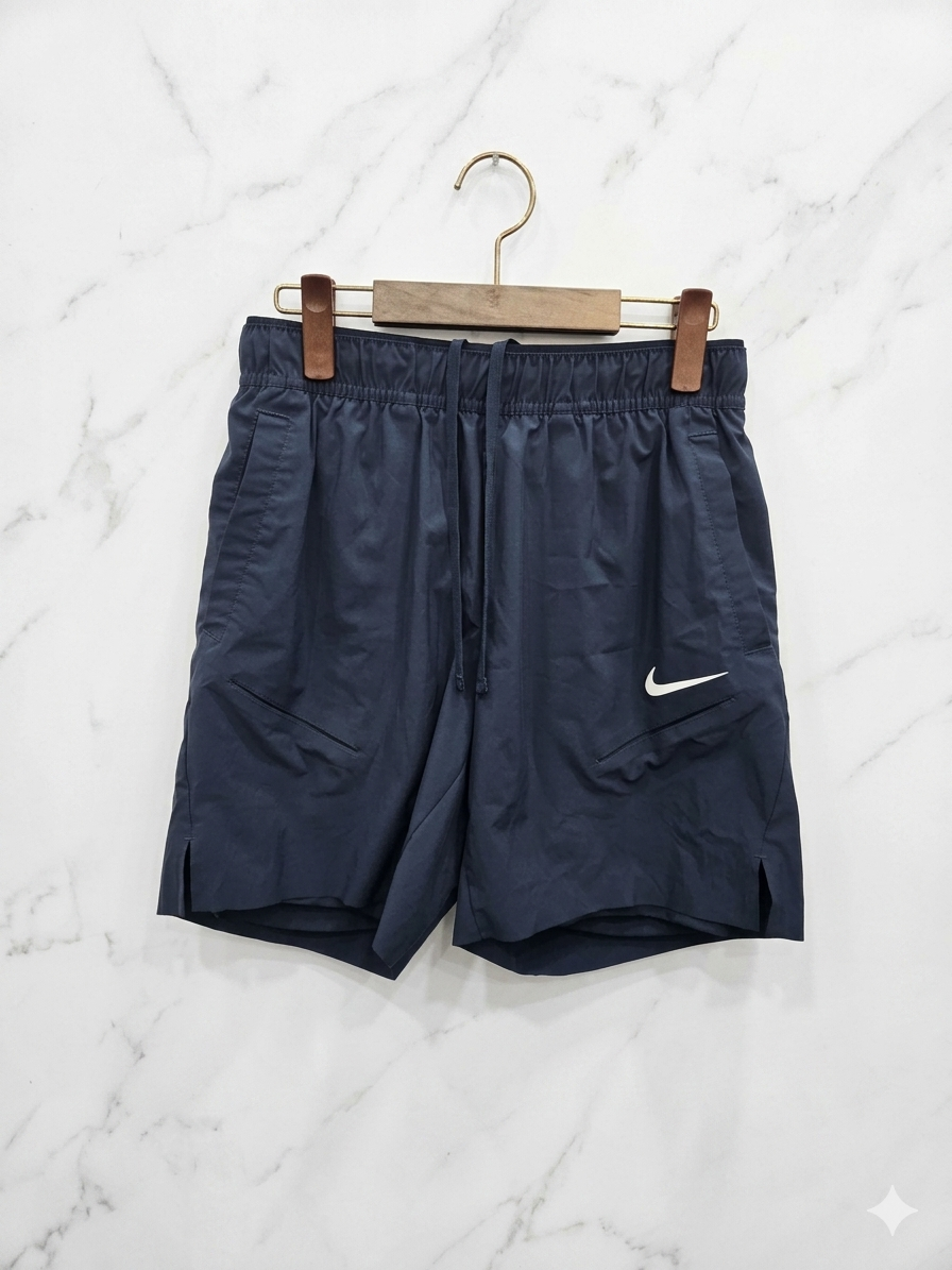 L,100 )) NIKE 나이키 드라이핏 반바지! 깔끔한 디자인~