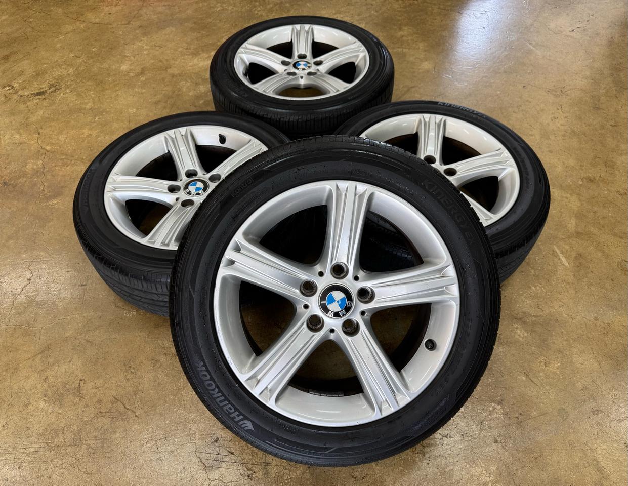 BMW (f30) 3시리즈 17인치 정품 휠 타이어 팝니다