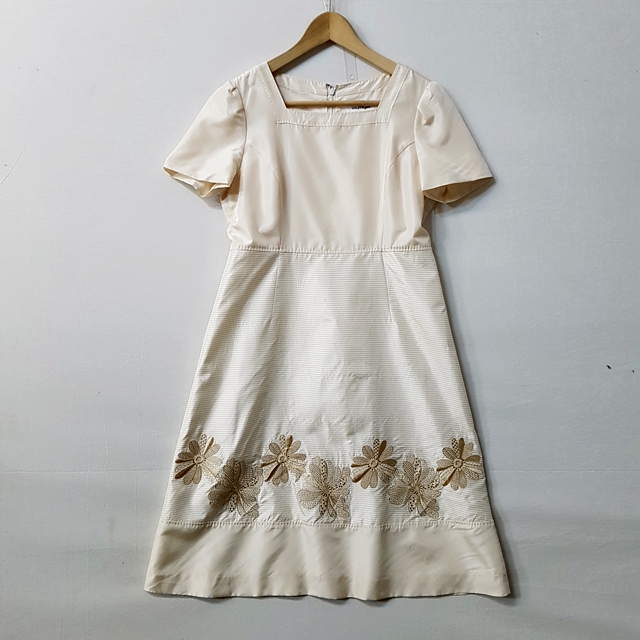 courreges 꾸레주 실크 100% 원피스 베이지