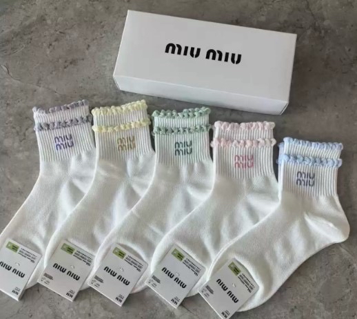 미우미우 파스텔 프릴양말