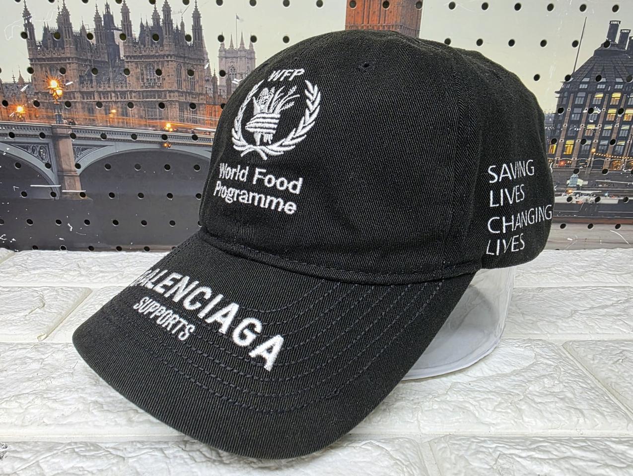 발렌시아가 볼캡 WFP 자수로고 엠브로이더드 코튼캡 KG91