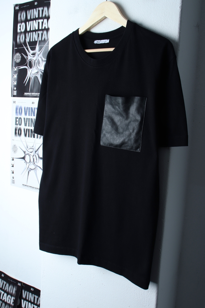 (L-XL) 자라 반팔 티셔츠 레더포켓 블랙 놈코어-7BA4