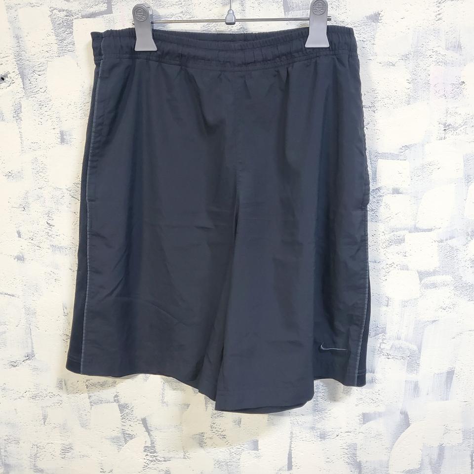 나이키 스우시 드라이핏 반바지 L
