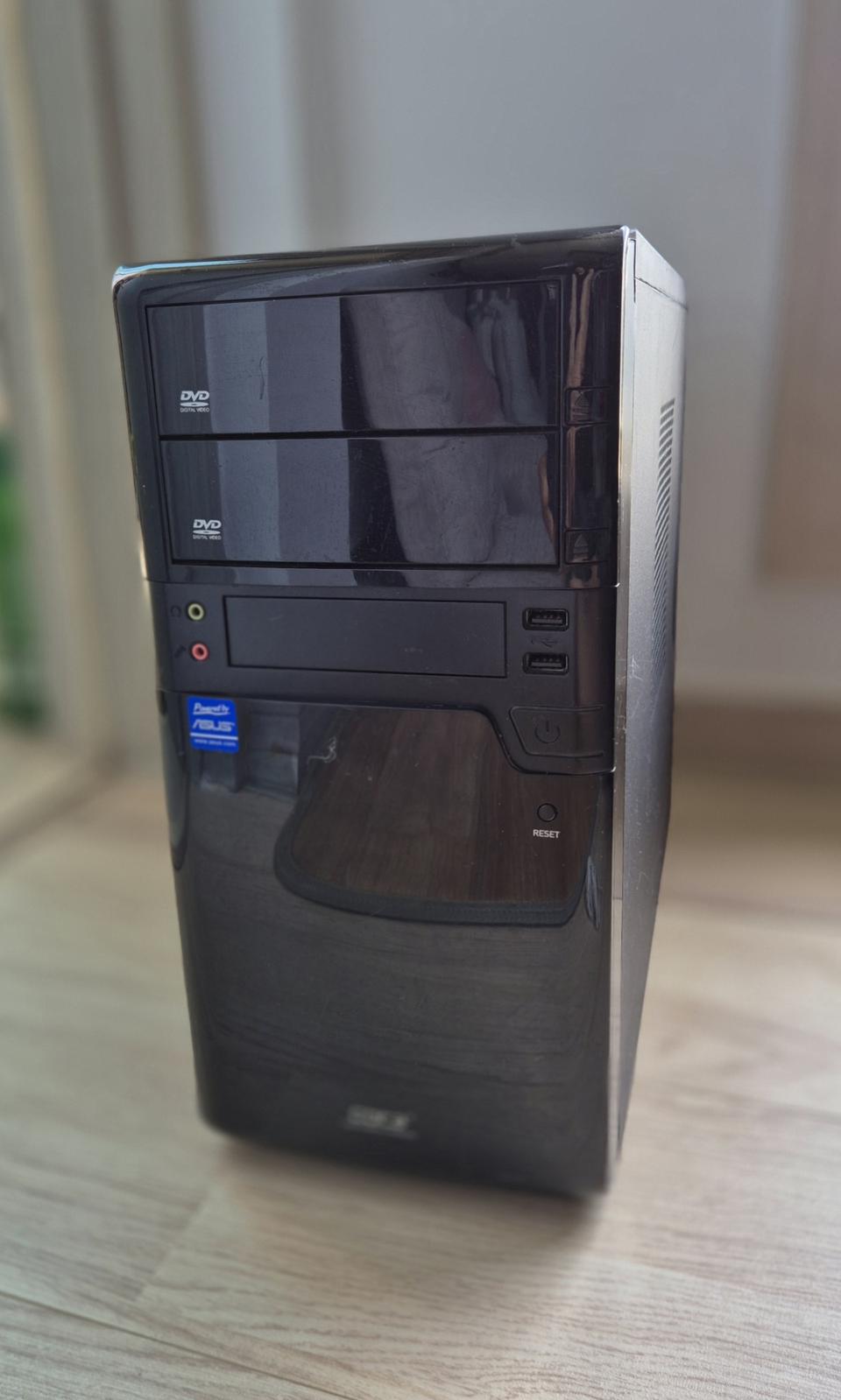 컴퓨터 PC 케이스 본체