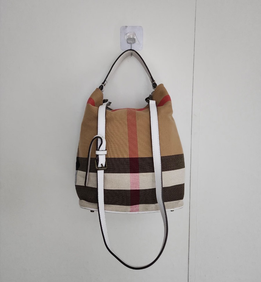 [BURBERRY 버버리] 에쉬비 호보백 숄더백