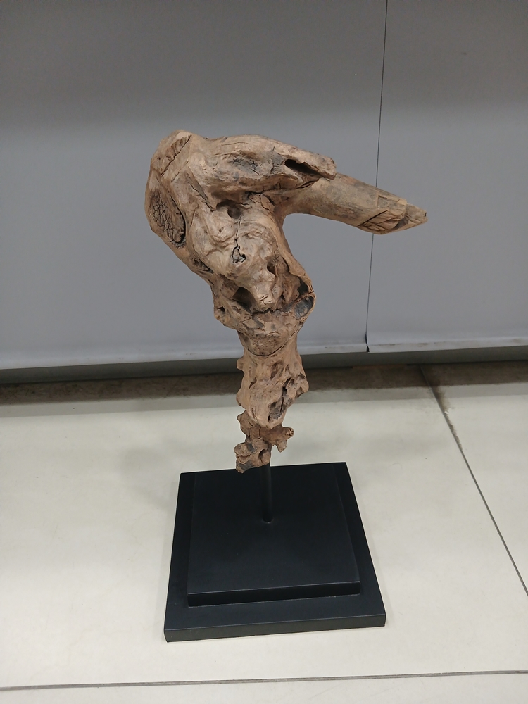 새부리모양 나무장식 수공예품 전체길이 37cm 스탠드포함 중고 