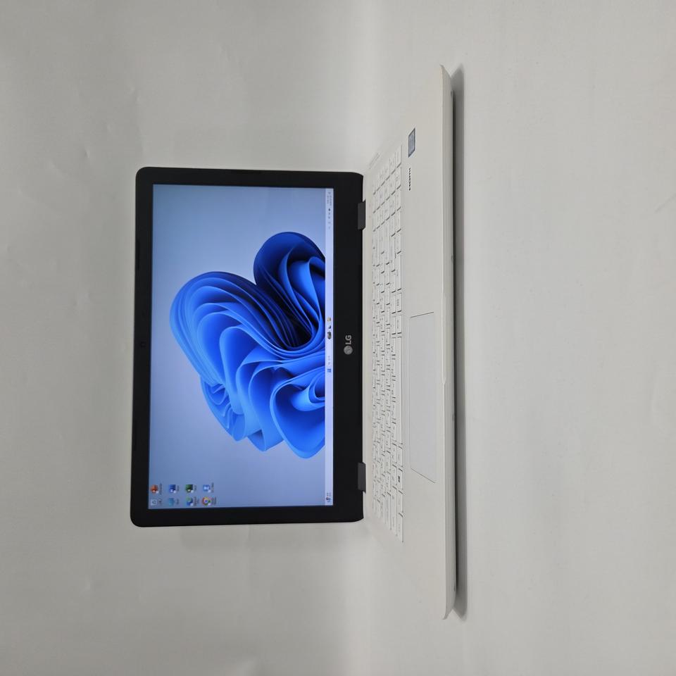 엘지 노트북 울트라 i5 FHD/1256G/윈11/화이트