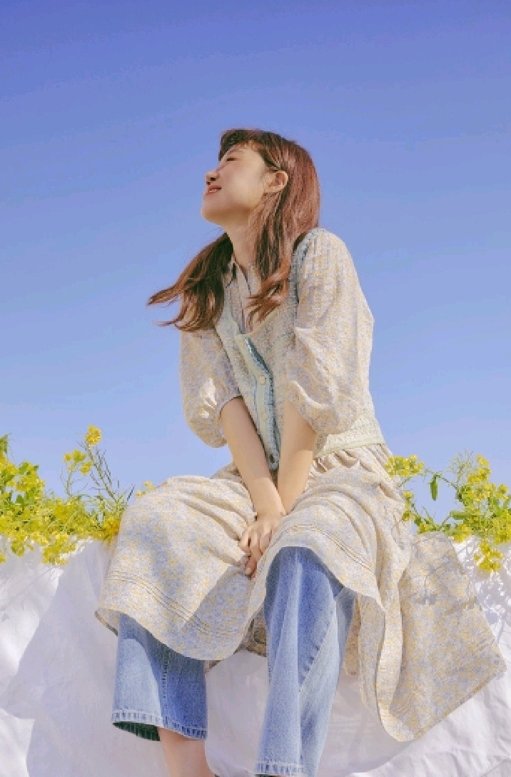 써스데이아일랜드 잔꽃 롱원피스