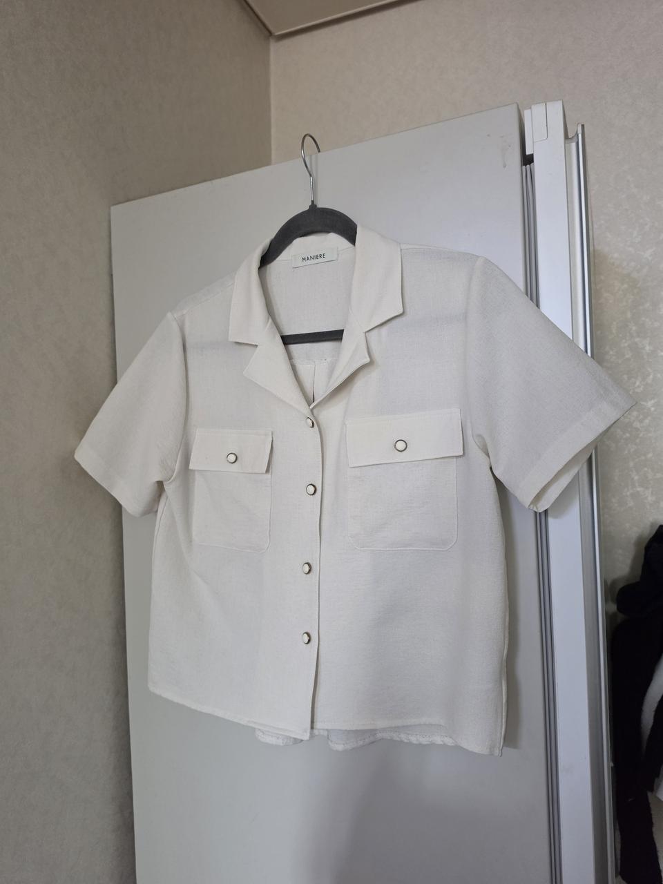MANIERE 마니에 반팔 블라우스