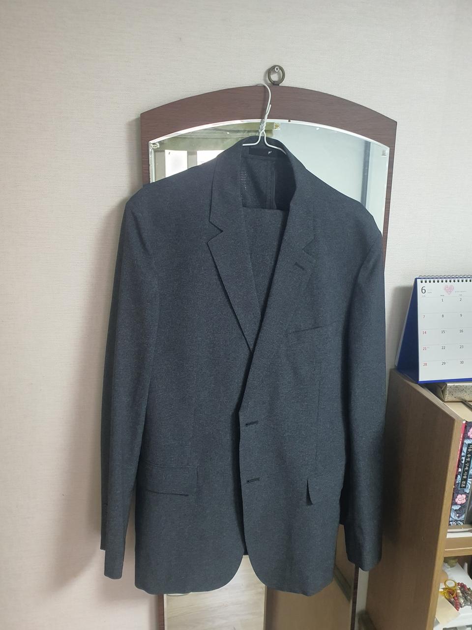 여름 기본 블랙 수트 택포7만원에 판매합니다