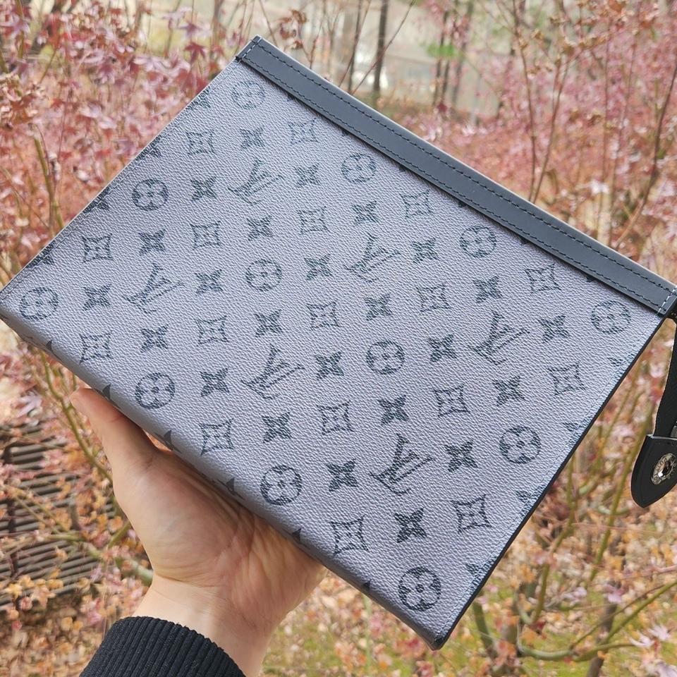 (새상품) 루이비통 333 포쉐트 클러치백 무료배송