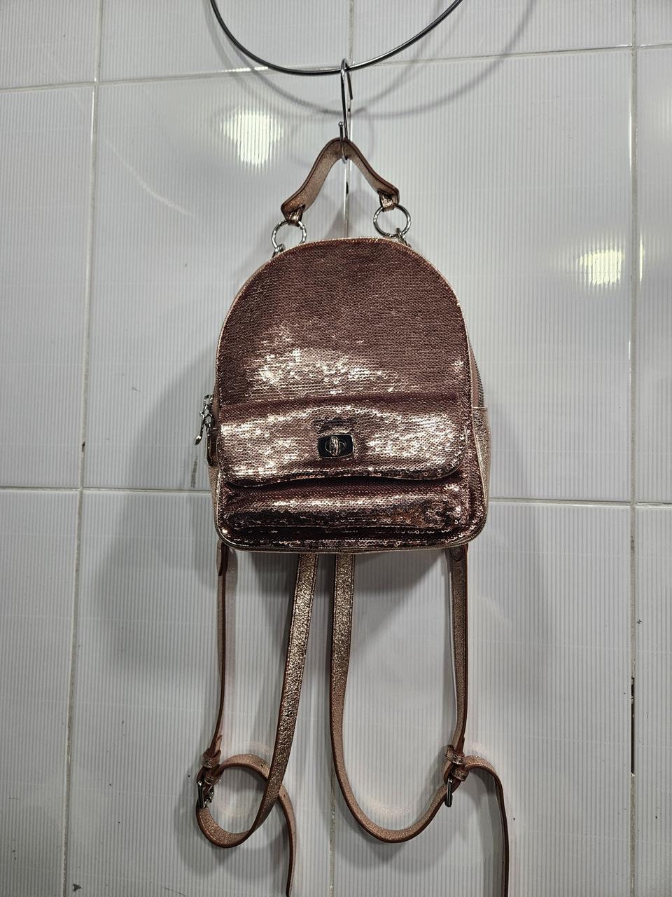 사만사타바사홀리데이백팩
