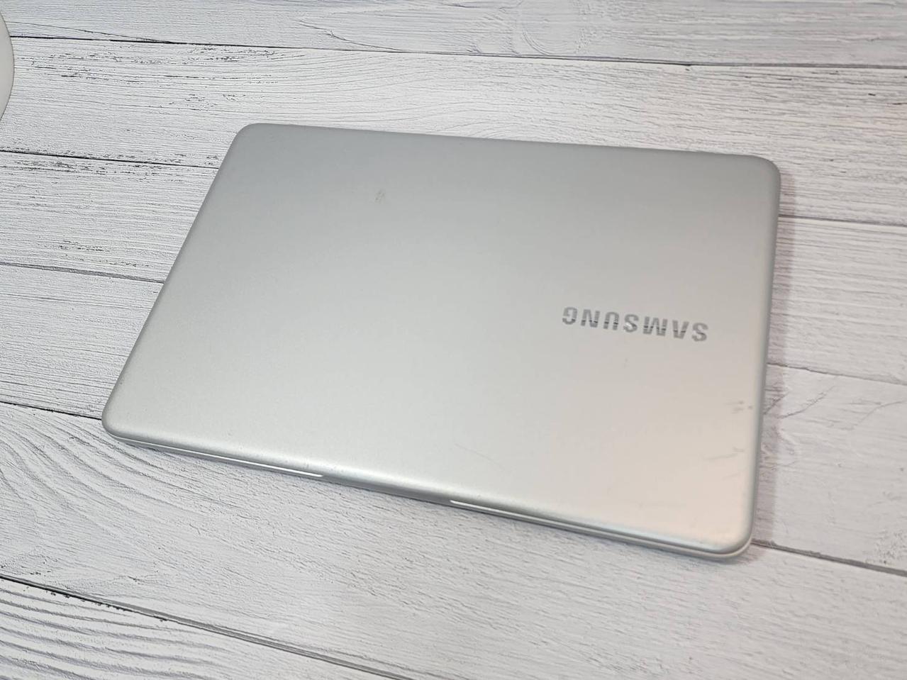 삼성 NT900X3N_i7 7500u 노트북 판매합니다.