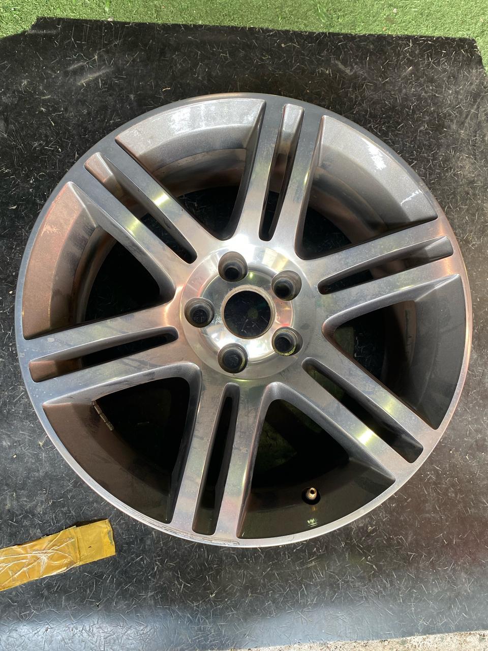 300C 18인치휠 중고 4개