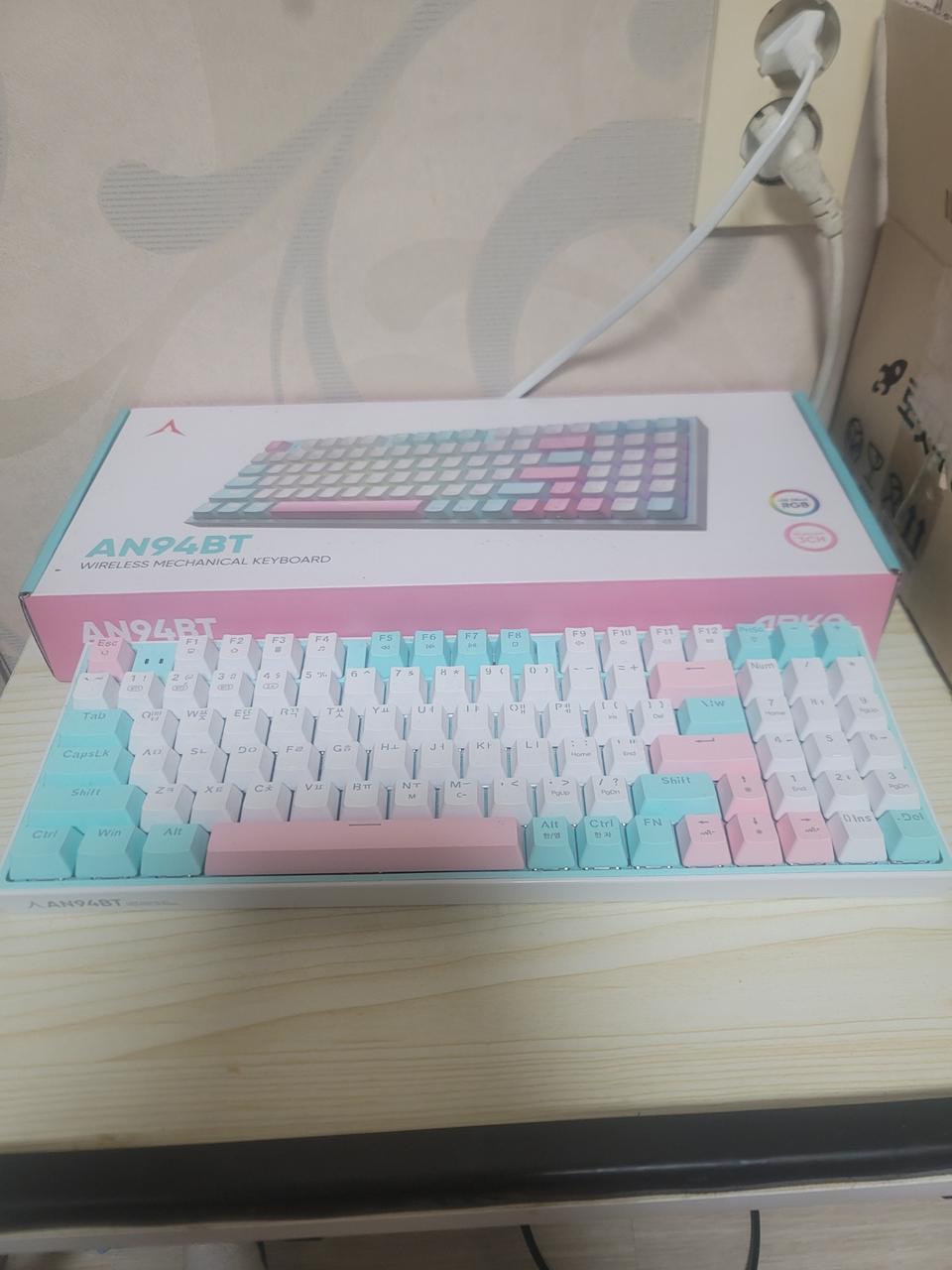 앱코 AN94BT 무선 청축 기계식 키보드 블루