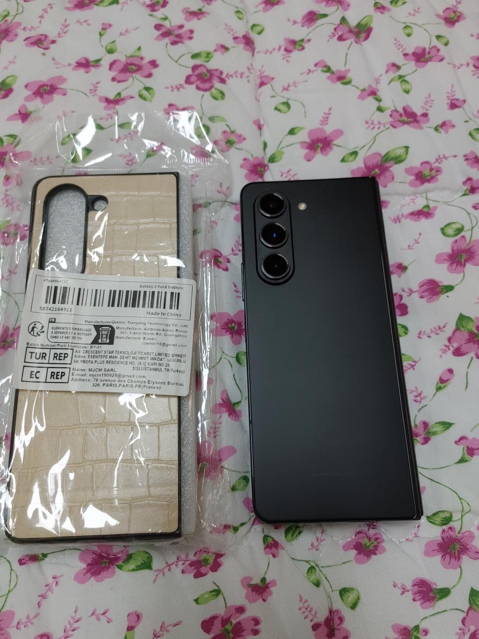 A급 ㅡ 갤럭시 Z폴드5 256GB