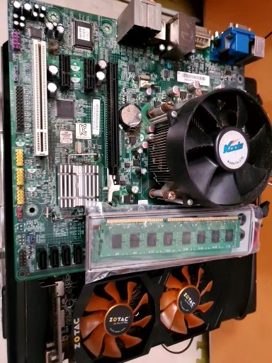 인텔 i5-3570 CPU 3.4g RAM 6GB GTX750 2GB