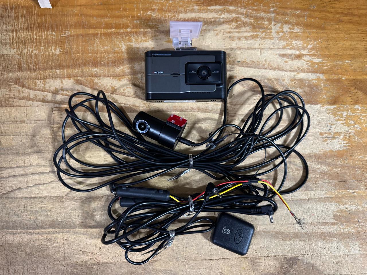 아이나비 FXD8500 2체널블랙박스(gps포함)
