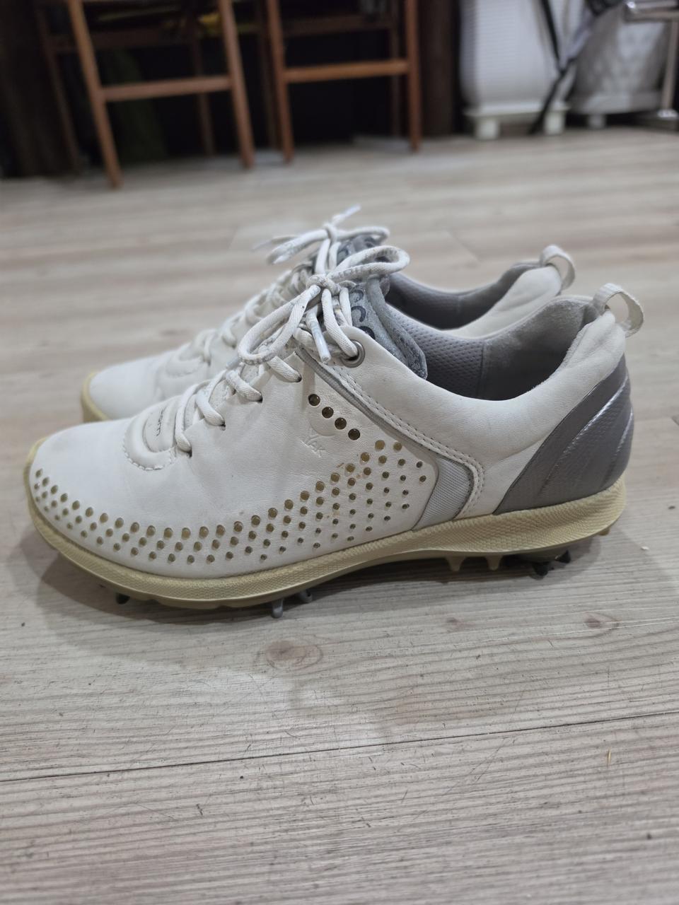 ECCO GOLF 바이움 H4 야크가죽  골프화 37 235m