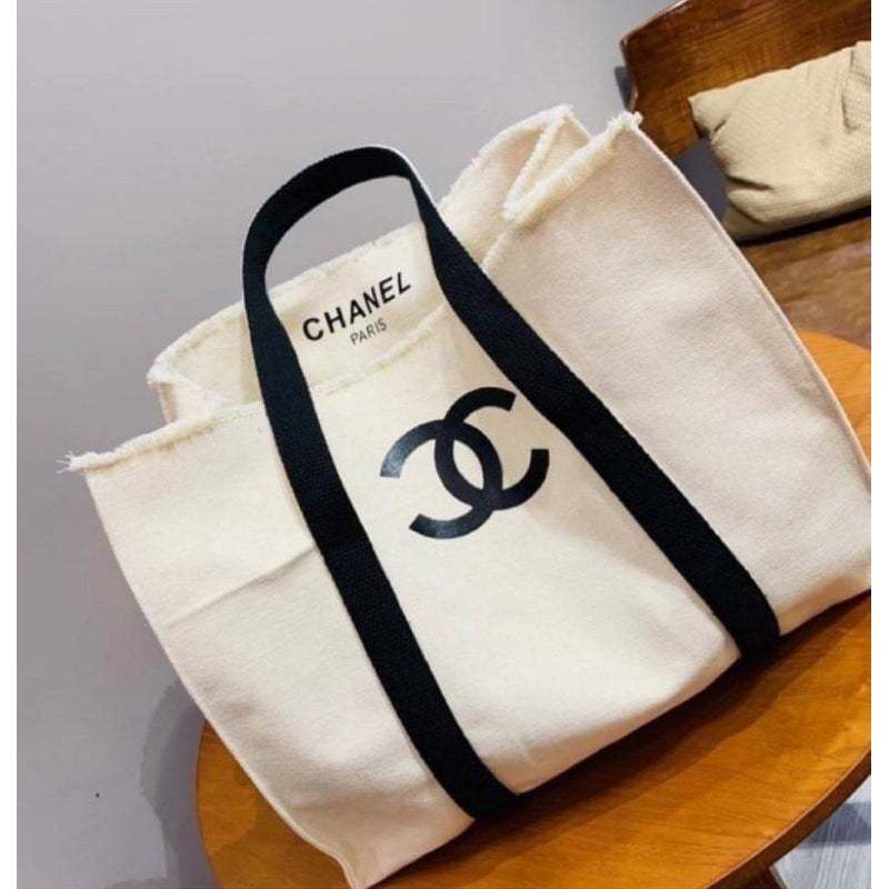 샤넬 캔버스 토트백 아이보리 새상품✅