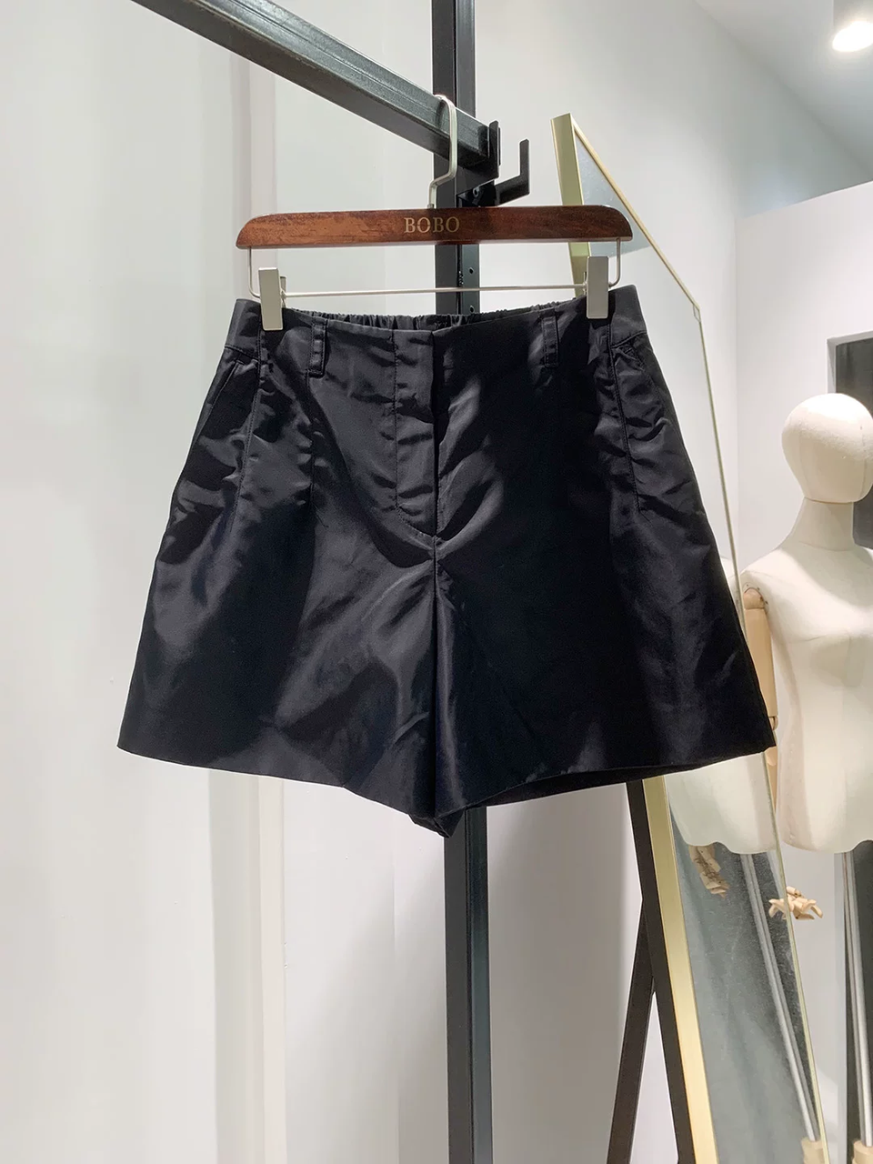 보 브 반바지 