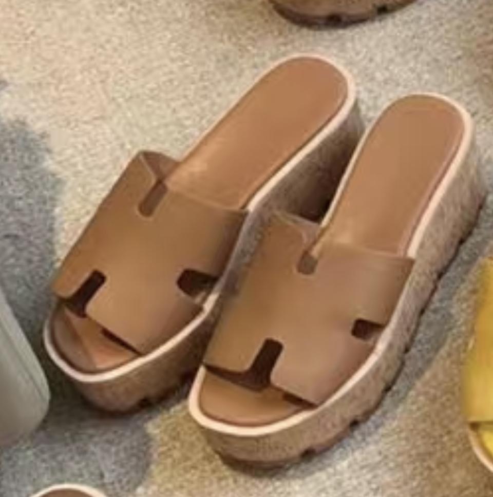 여성 에르** 통굽 슬리퍼 230싸이즈 2회착용