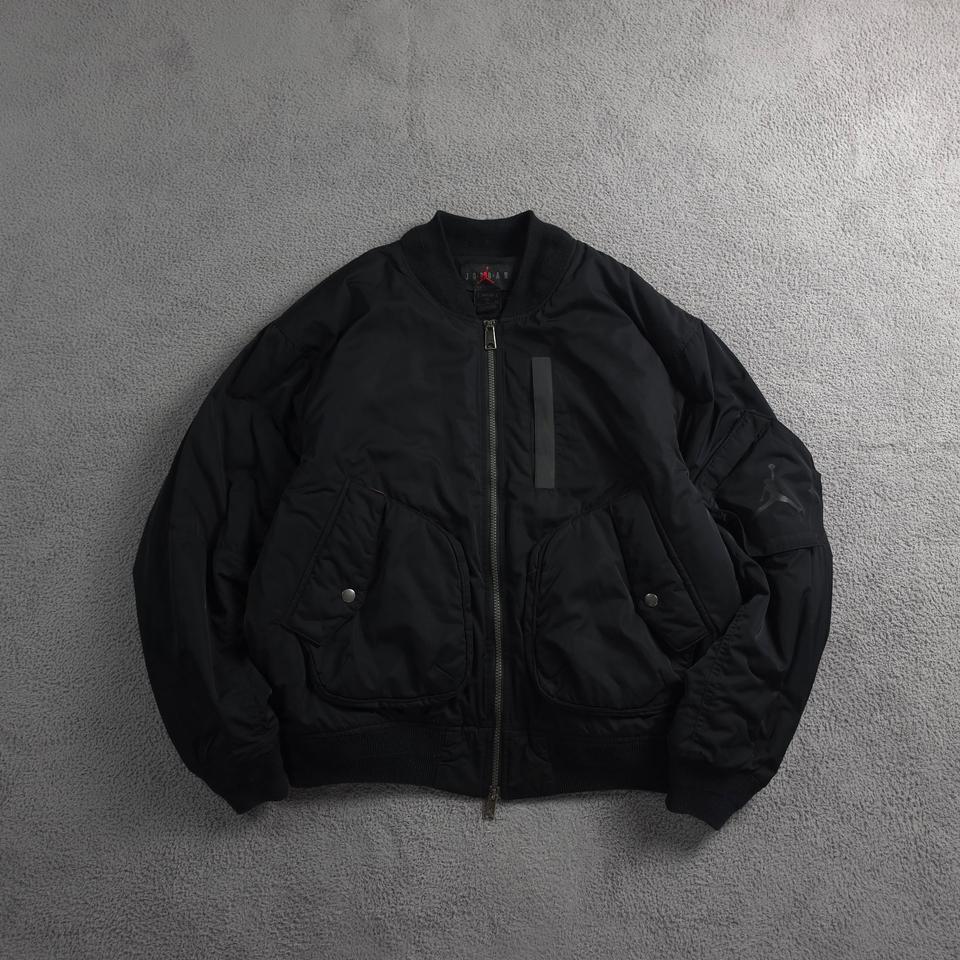 조던 리플렉티브 빅로고 ma-1 유틸리티 항공 자켓 (XL)