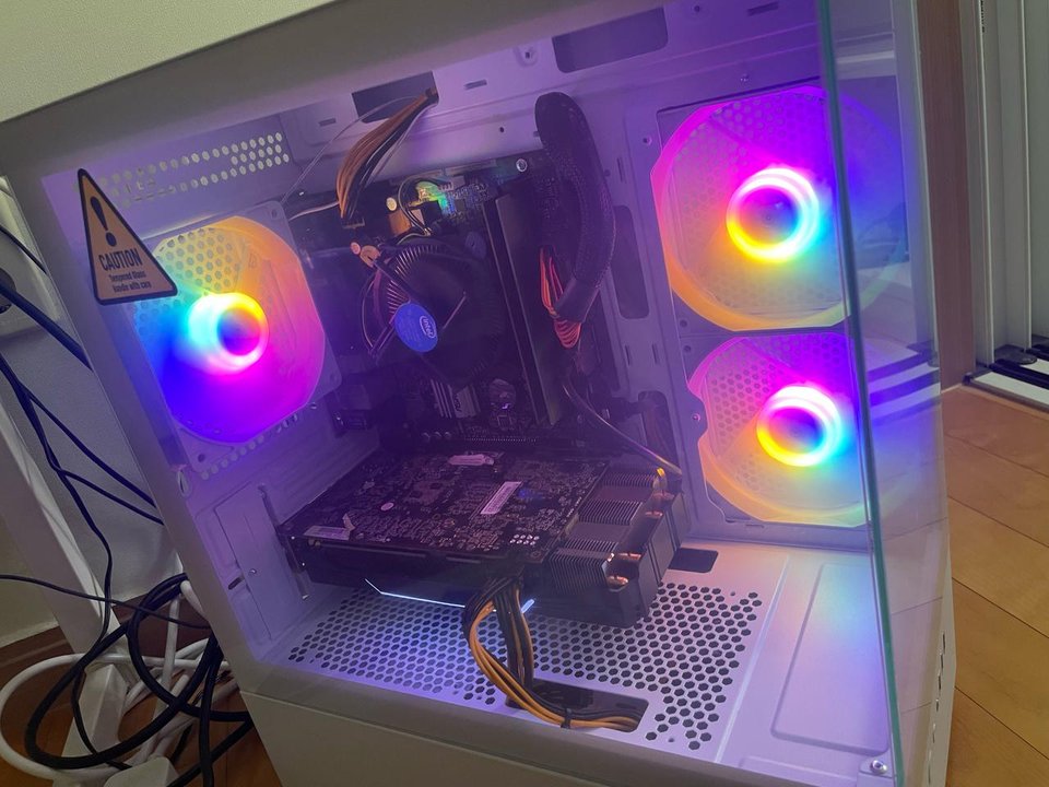 RTX2070 게이밍 컴퓨터 본체 판매합니다!