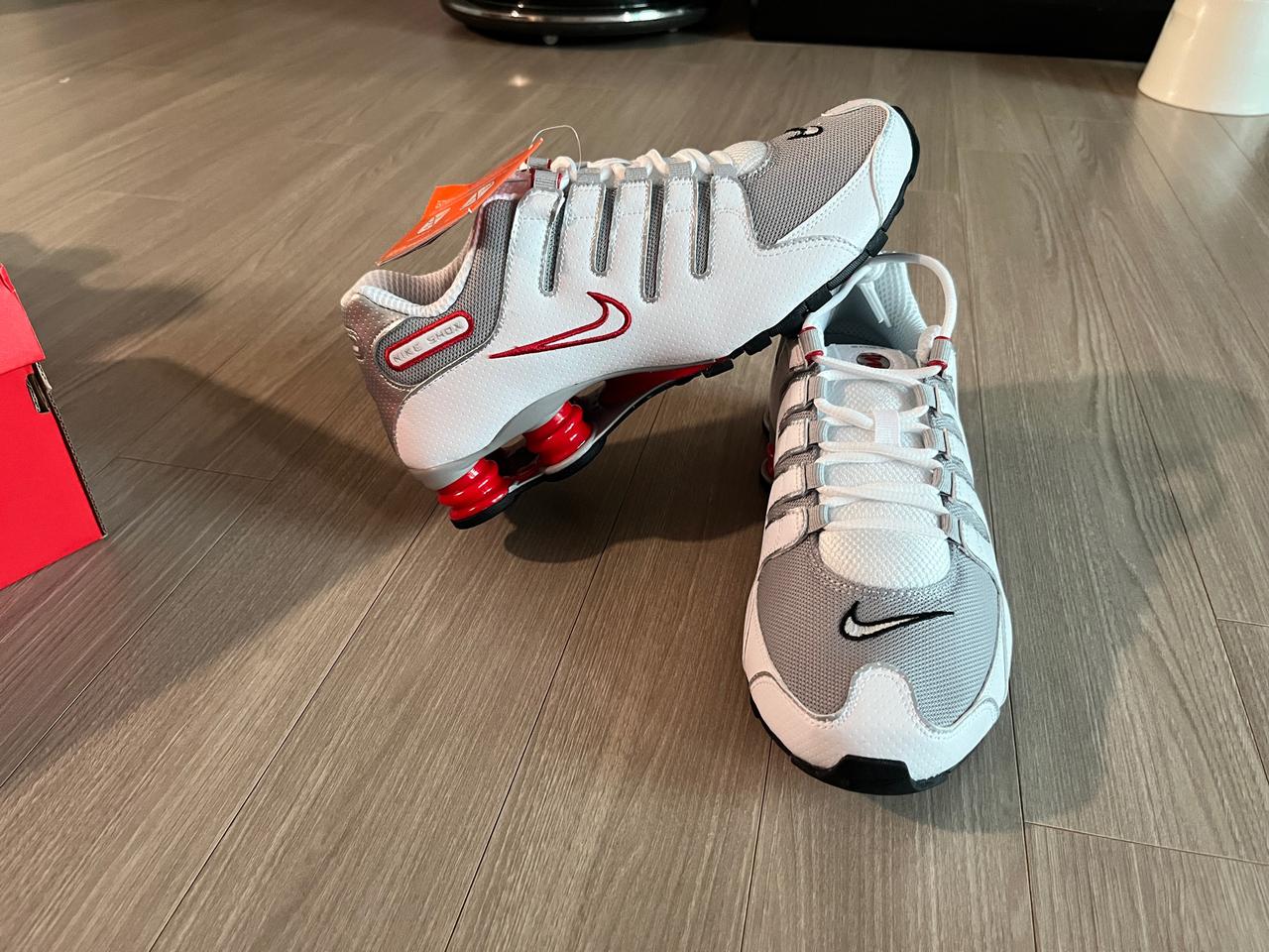 나이키 shox 샥스 nz 흰은빨 265 새제품